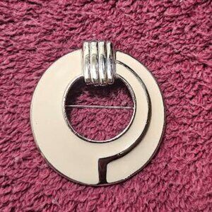 Vintage Trifari Silver / Cream Enamel Pin Brooch 1980s